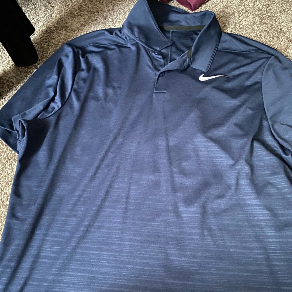 Men’s Nike navy polo